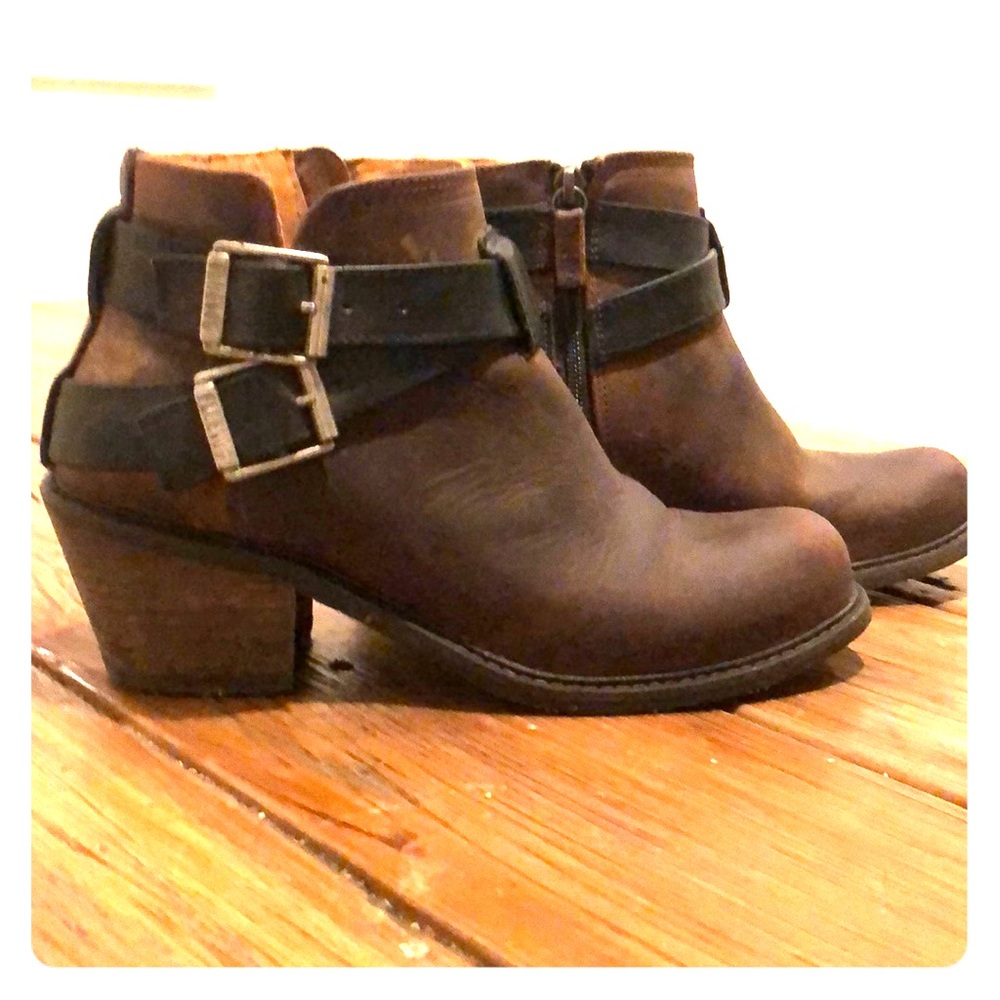 John Fluevog ankle boots size 7